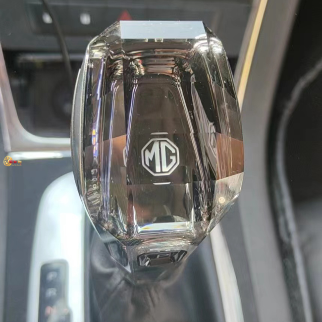 Tay Nắm Cần Số Pha Lê Ô Tô Xe MG Cao Cấp